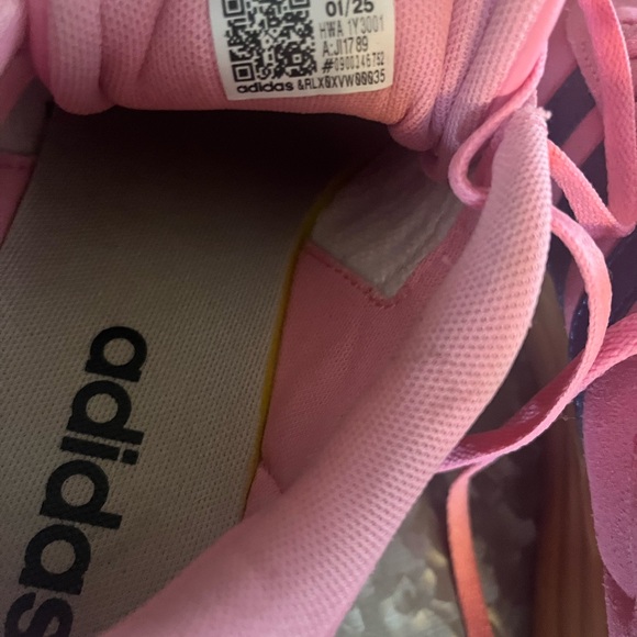 Adidas Women's Gazelle bubblegum Pink platform Sneakers - Picture 5 of 5